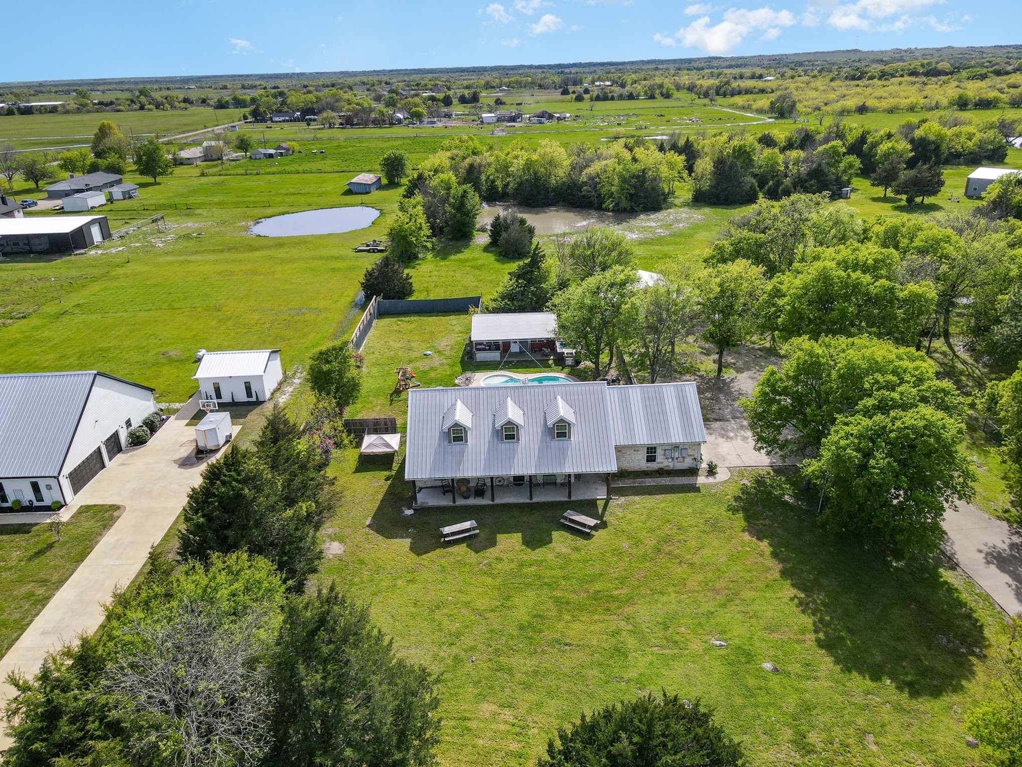 6821 County Road 283 Terrell TX 75160
