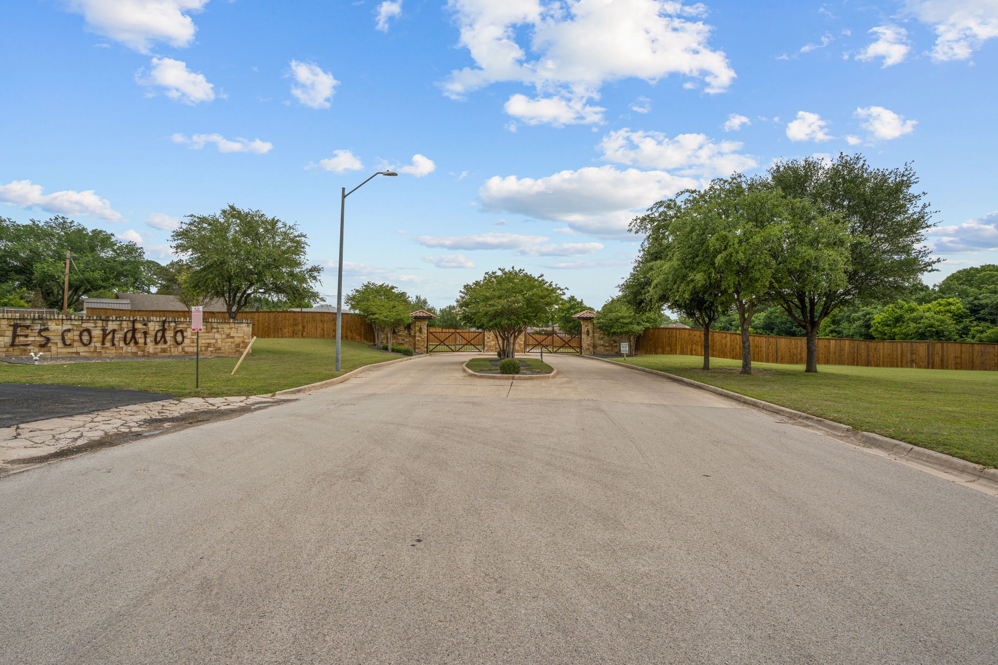108 Bosque Court Azle TX 76020