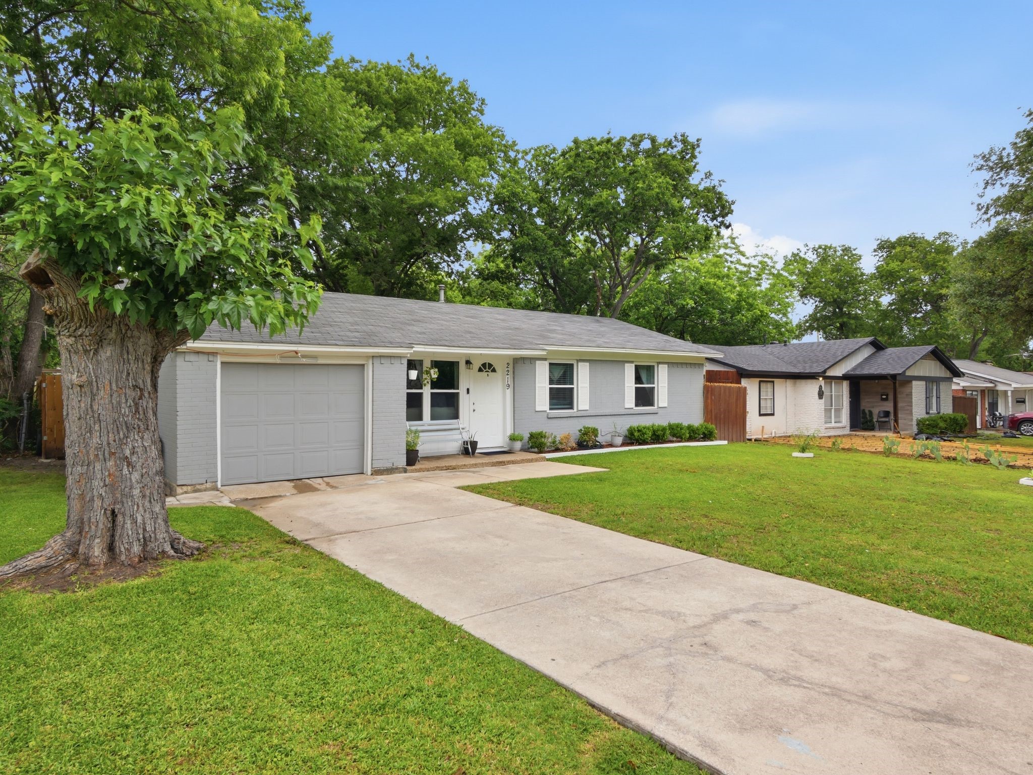 2219 Loyce Drive Mesquite TX 75149