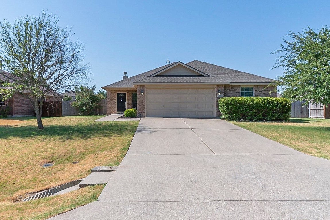 221 Southpeak Lane Ponder TX 76259
