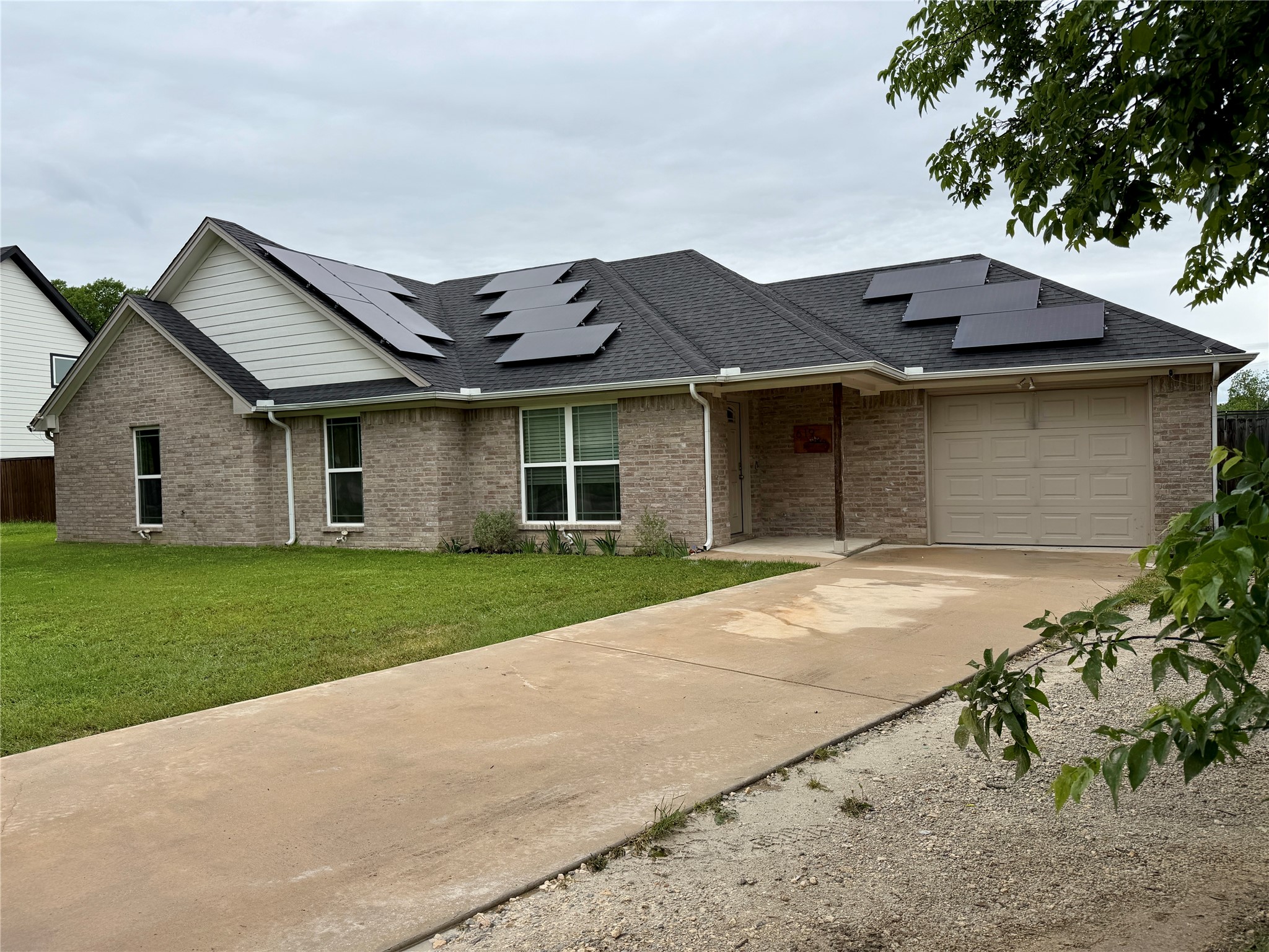 619 Mansfield Road Cleburne TX 76031