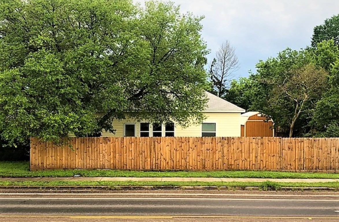200 S 3rd Street Wortham TX 76693