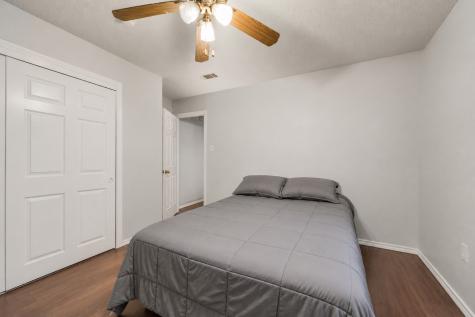 915 Freestone Drive Arlington TX 76017