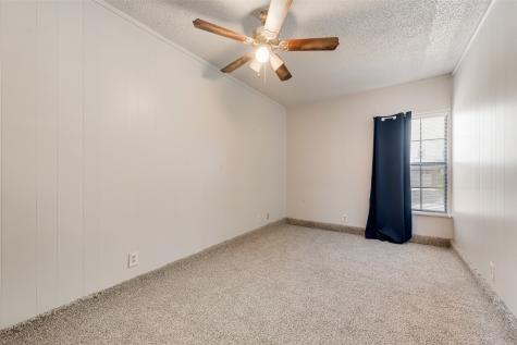 915 Freestone Drive Arlington TX 76017