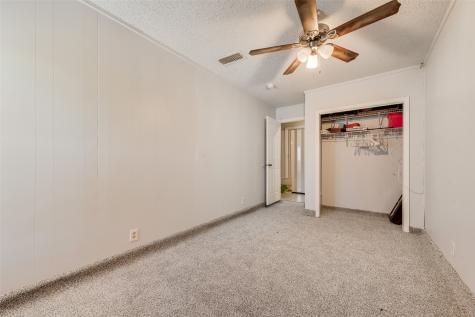 915 Freestone Drive Arlington TX 76017