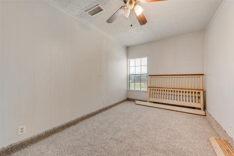 915 Freestone Drive Arlington TX 76017