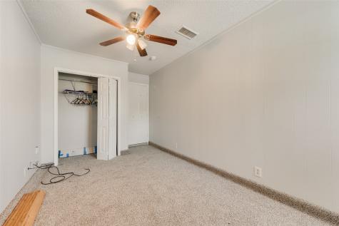 915 Freestone Drive Arlington TX 76017