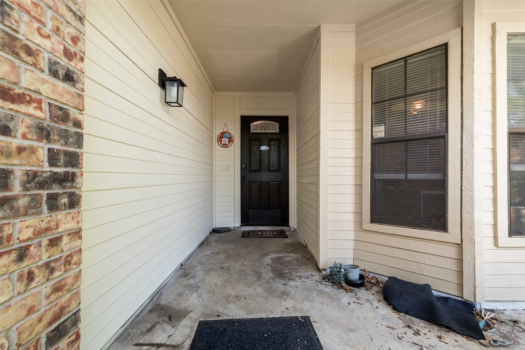 915 Freestone Drive Arlington TX 76017