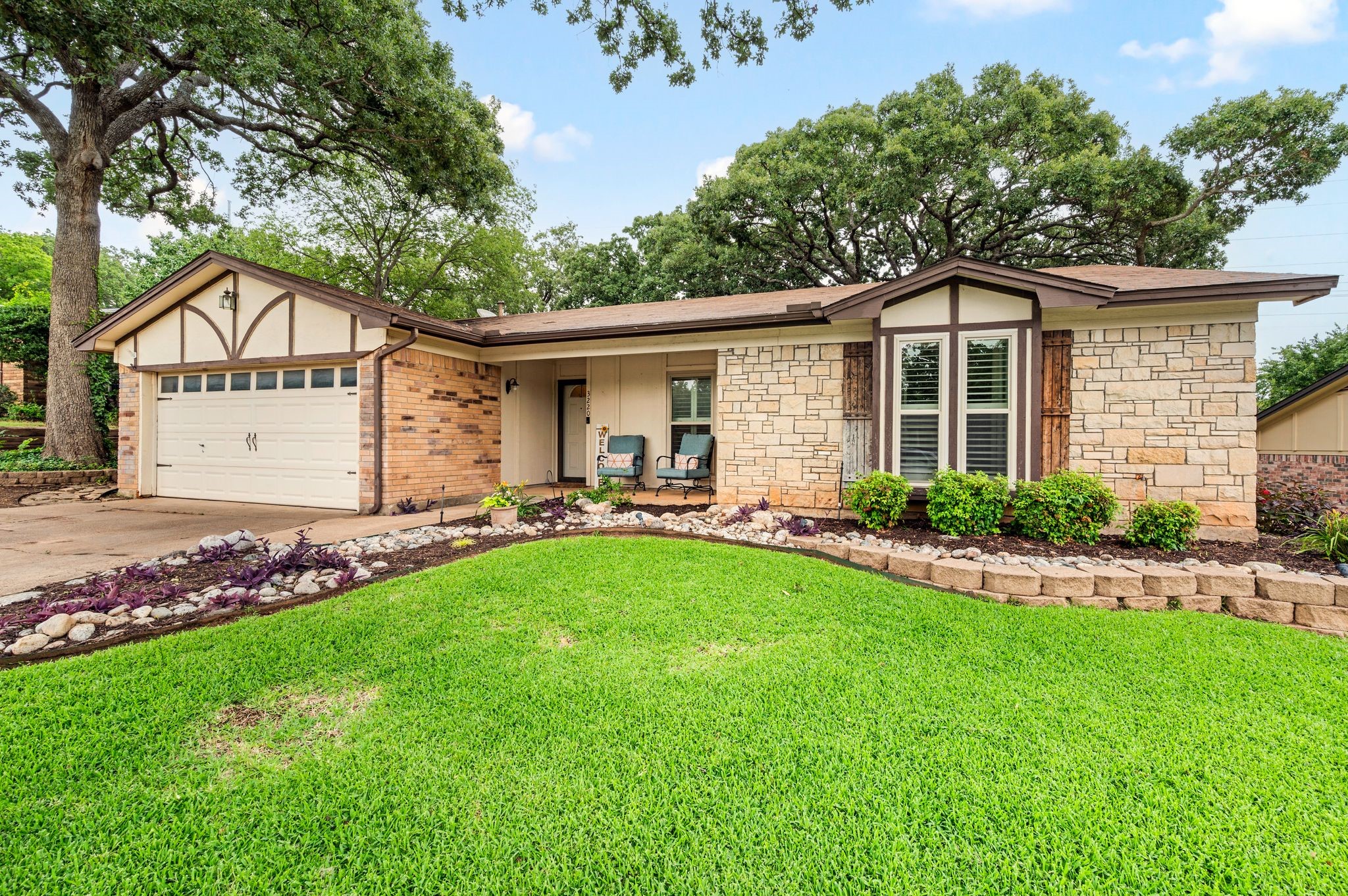 3220 Meadow Wood Lane Bedford TX 76021
