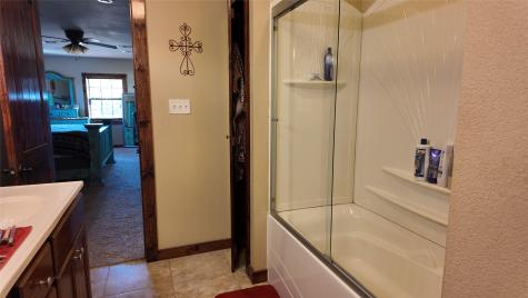 200 County Road 1260 Decatur TX 76234