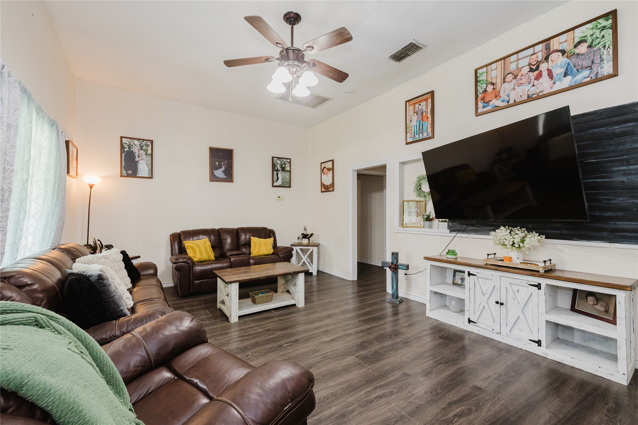 201 E Plummer Street Eastland TX 76448