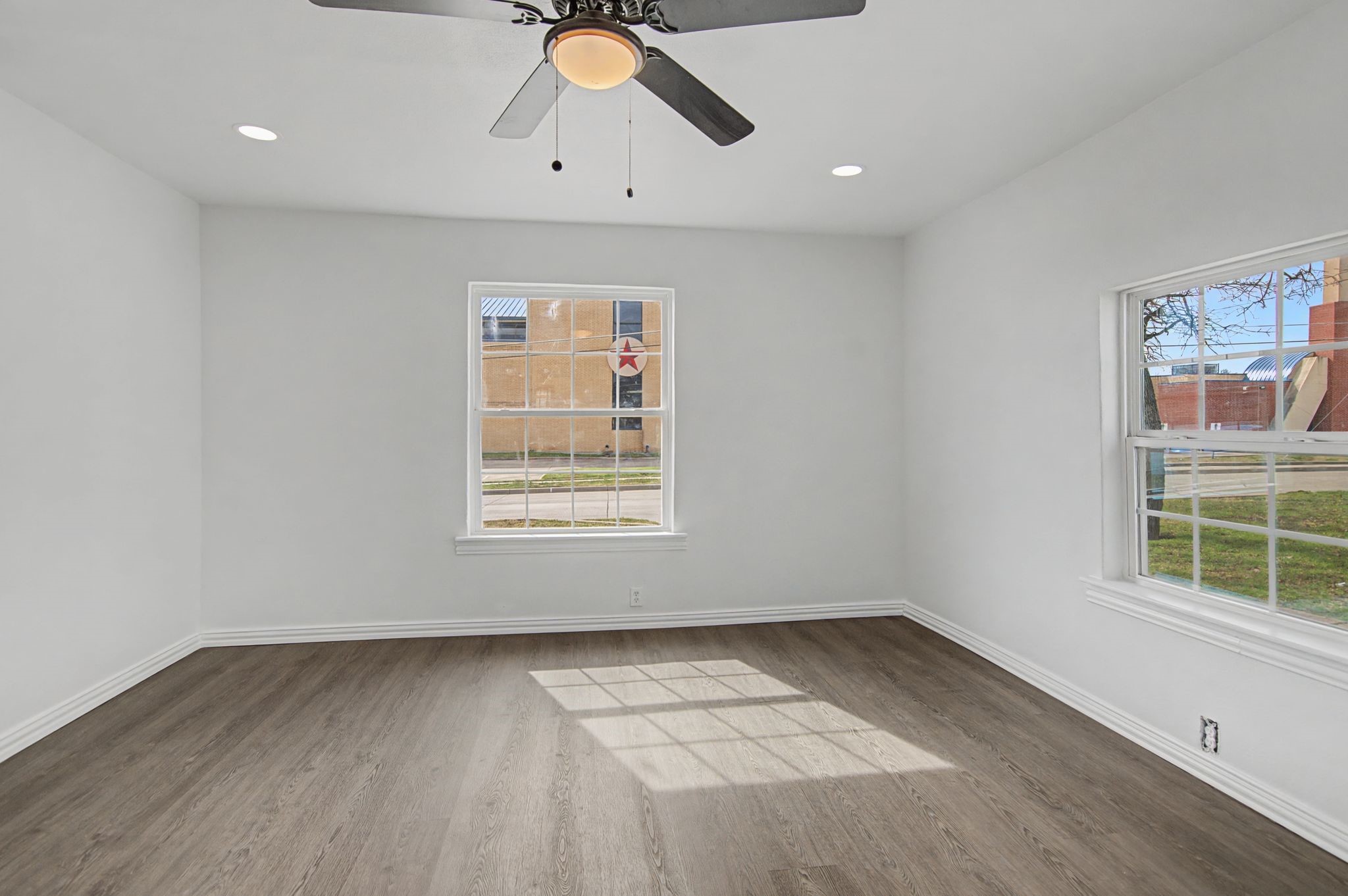 4225 Avenue M Fort Worth TX 76105