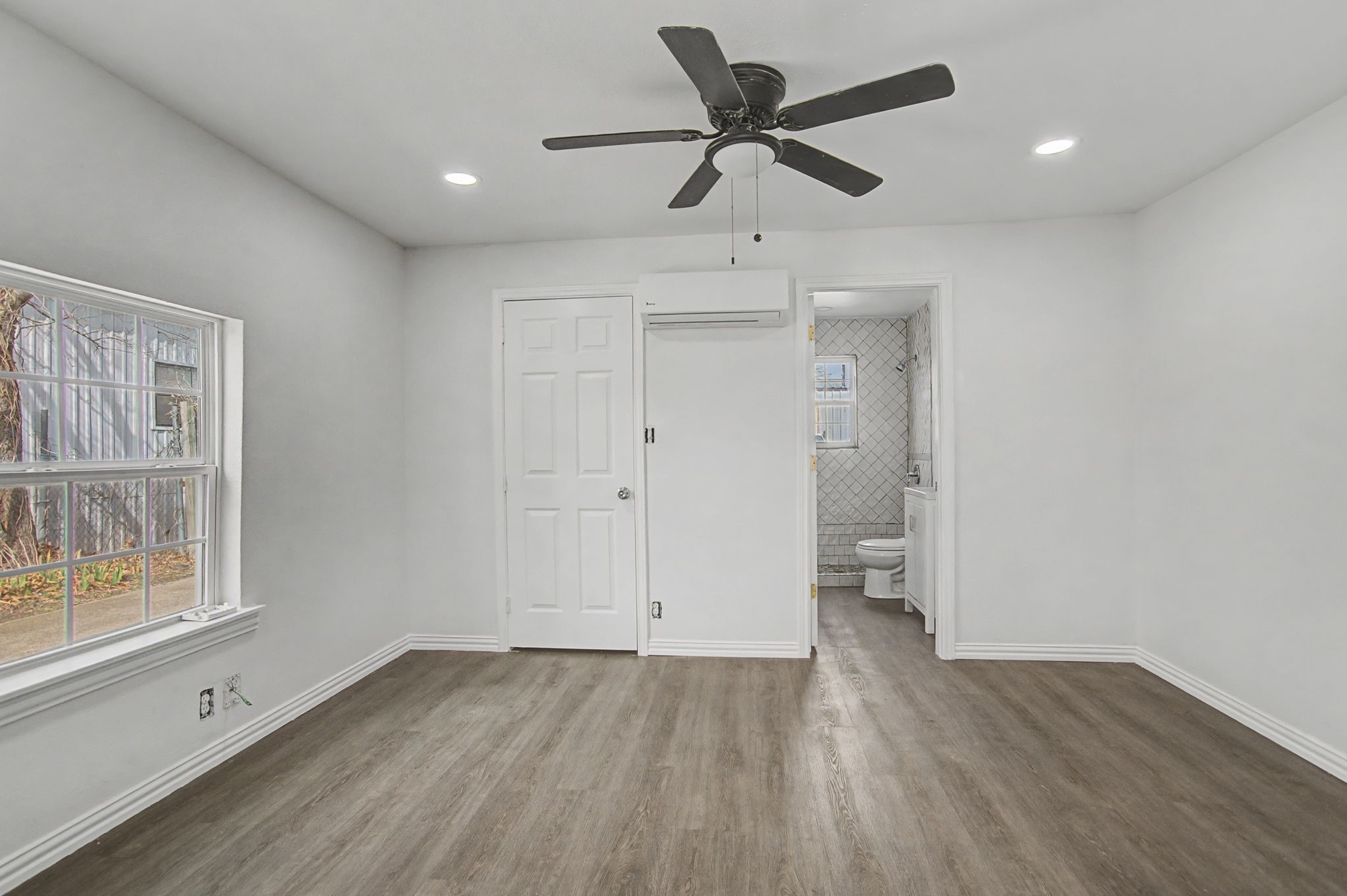 4225 Avenue M Fort Worth TX 76105