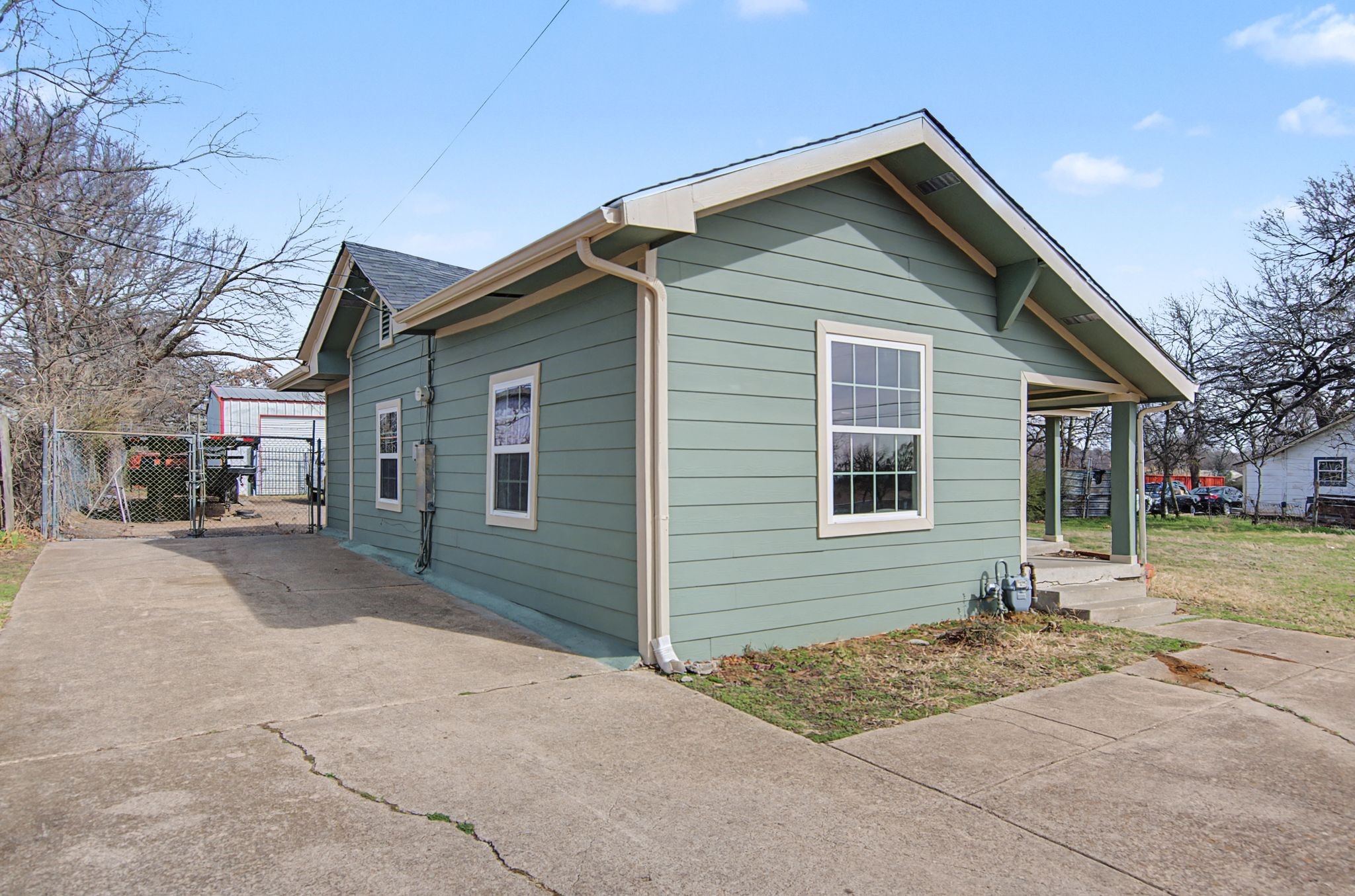 4225 Avenue M Fort Worth TX 76105