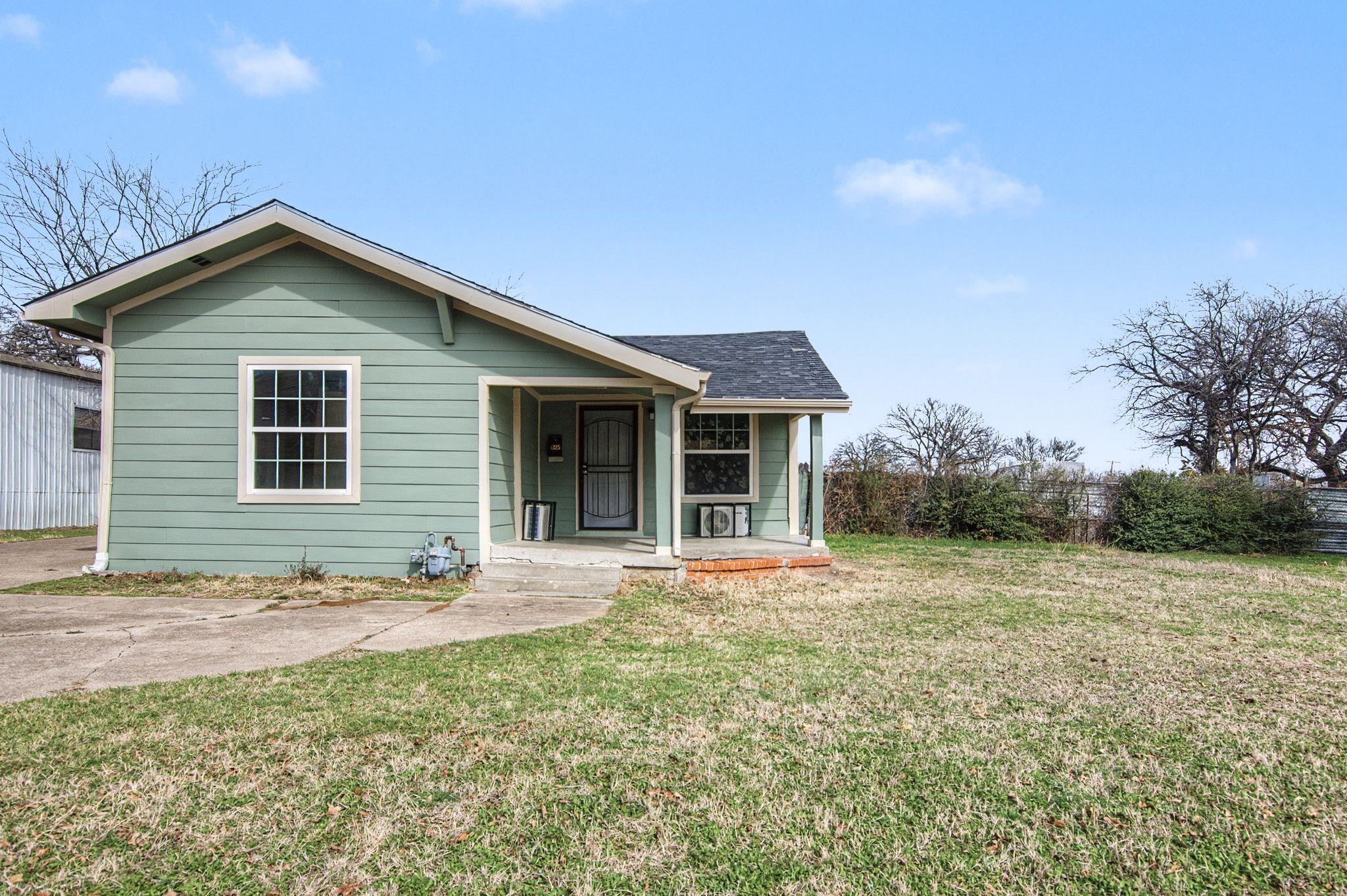 4225 Avenue M Fort Worth TX 76105