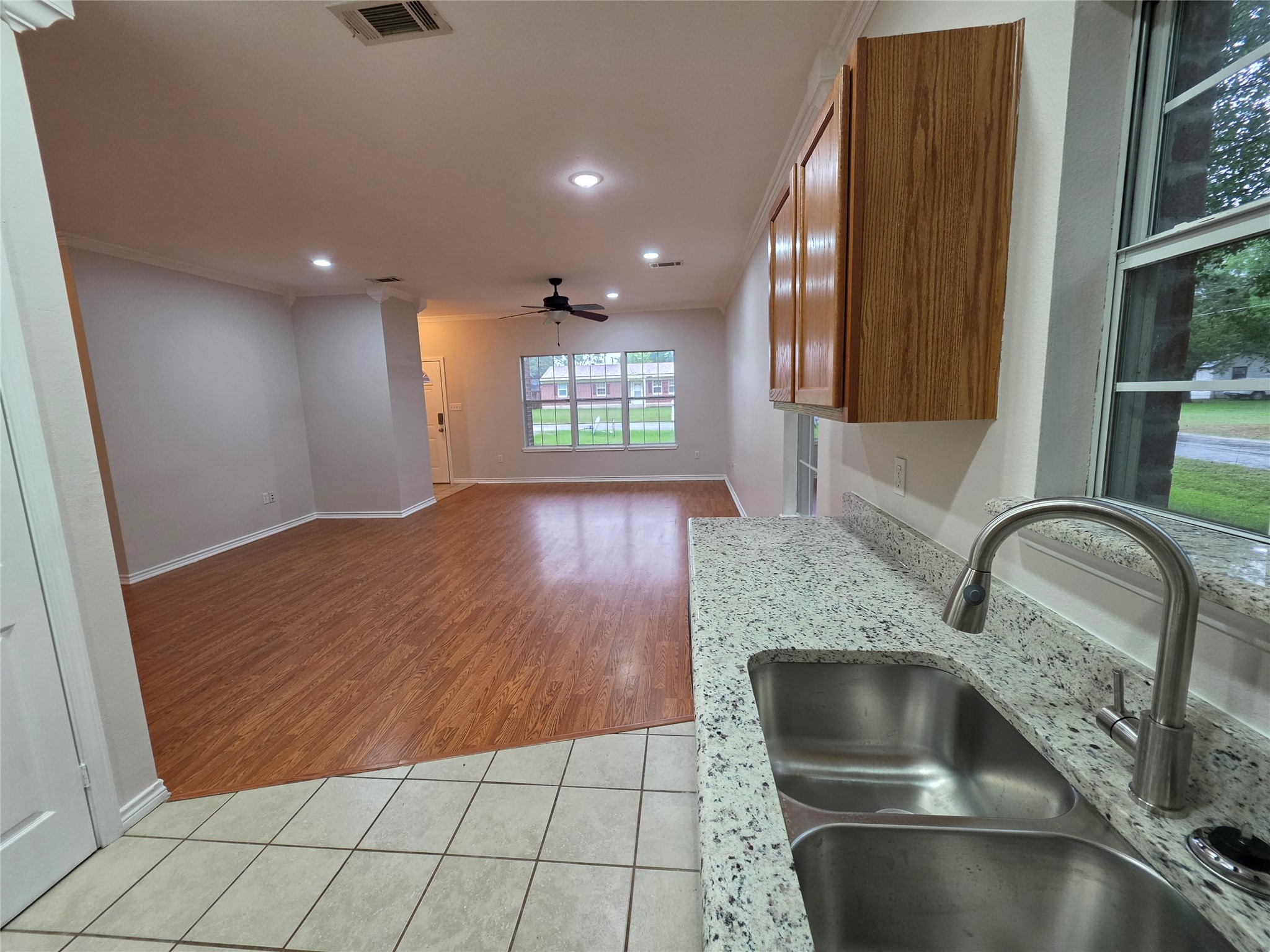 307 Barnes Street Fairfield TX 75840