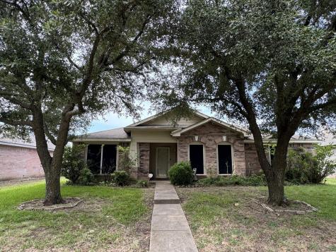 135 Palm Drive Lancaster TX 75146