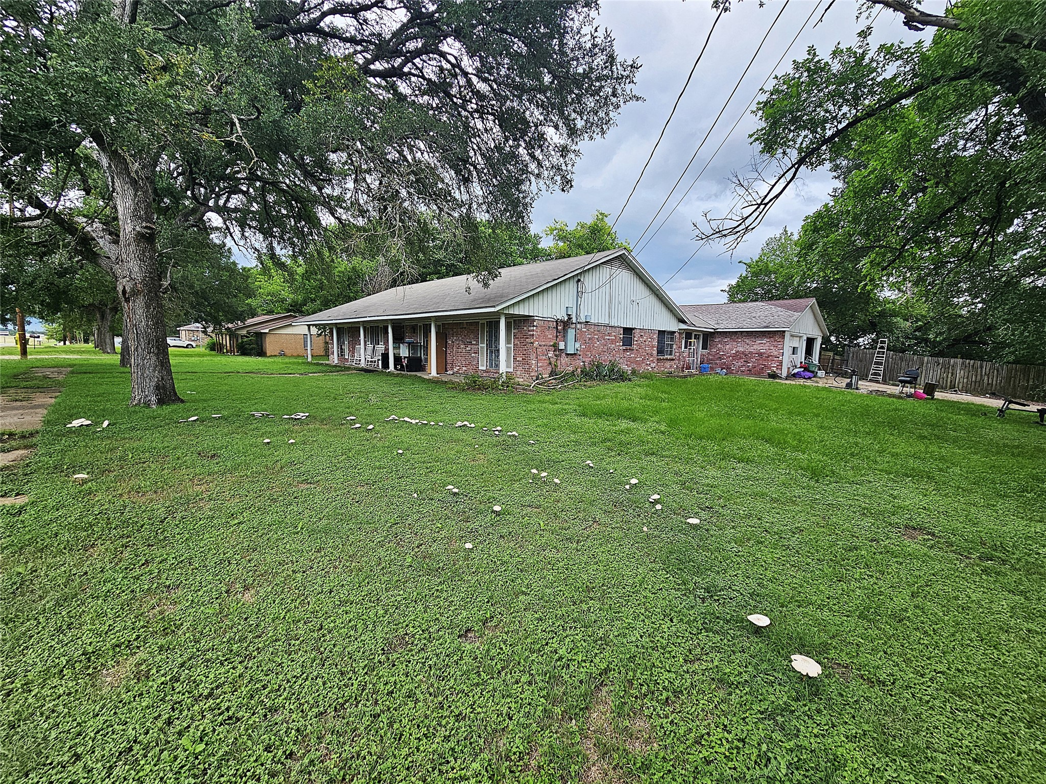 1003 W Angeline Street Groesbeck TX 76642