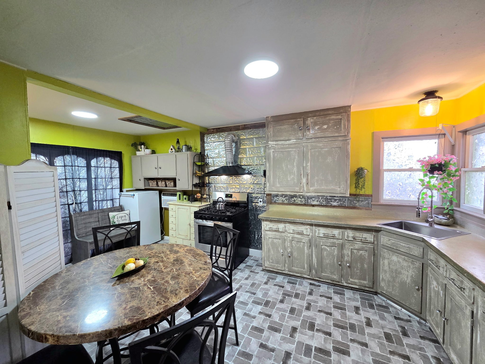 313 King Street Eden TX 76837