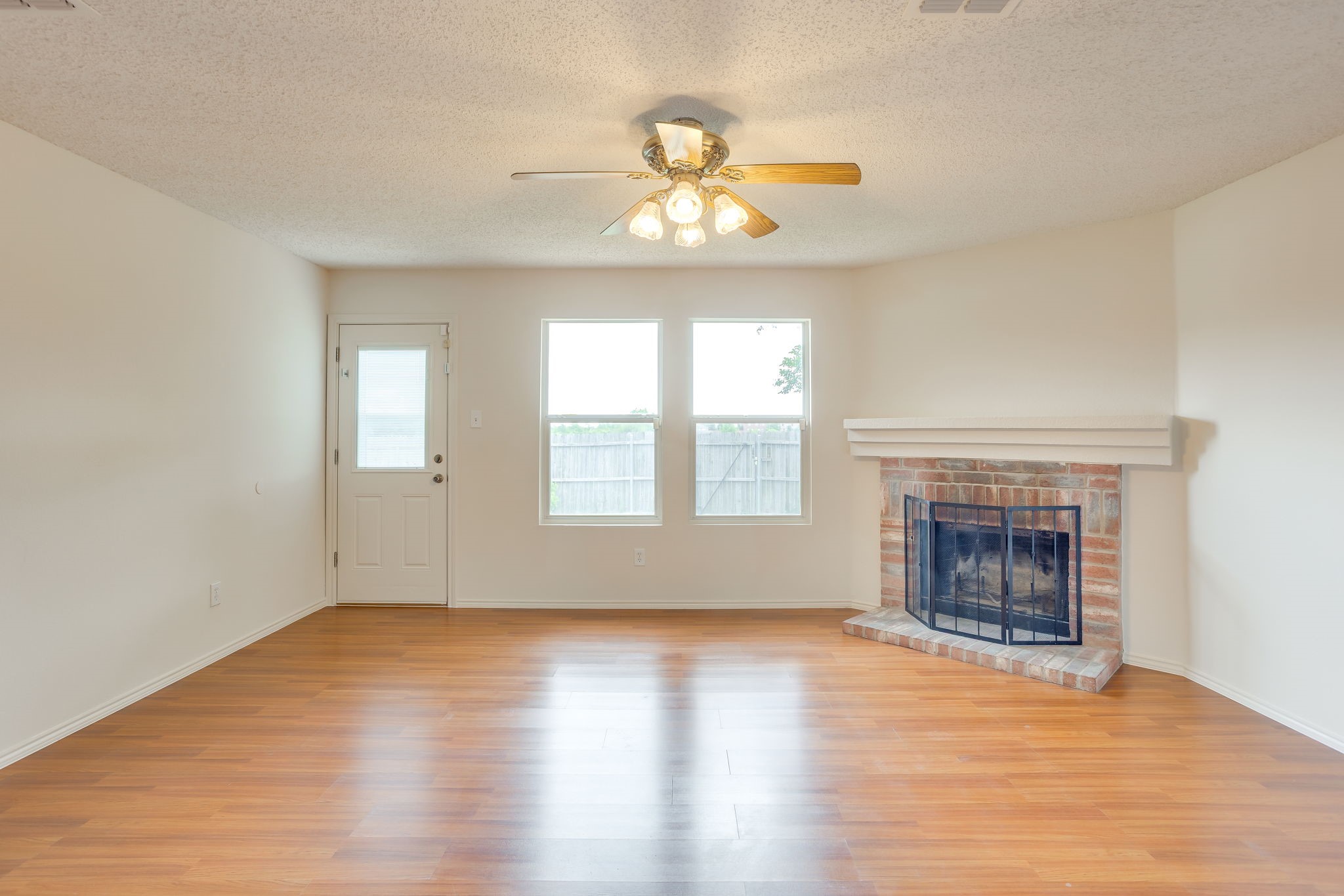 3855 Hunters Point Way Fort Worth TX 76123