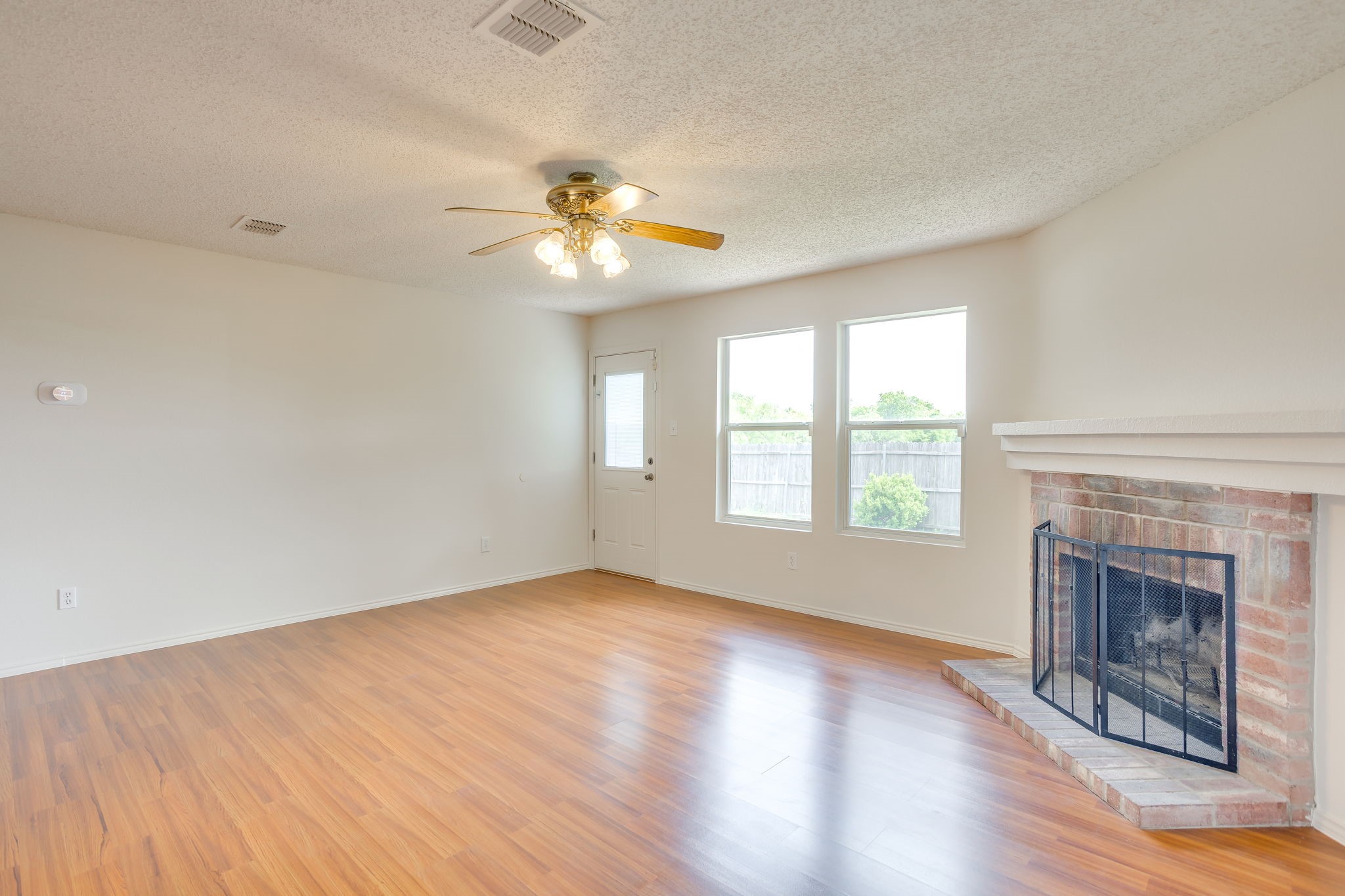 3855 Hunters Point Way Fort Worth TX 76123