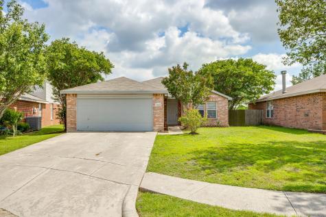 3855 Hunters Point Way Fort Worth TX 76123