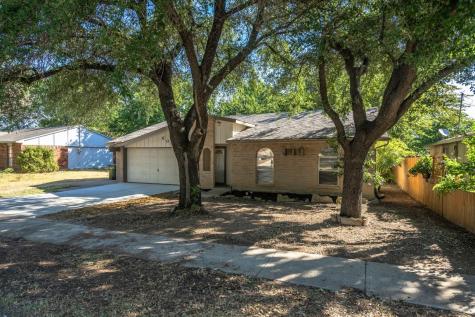 607 Hillcrest Street Mansfield TX 76063
