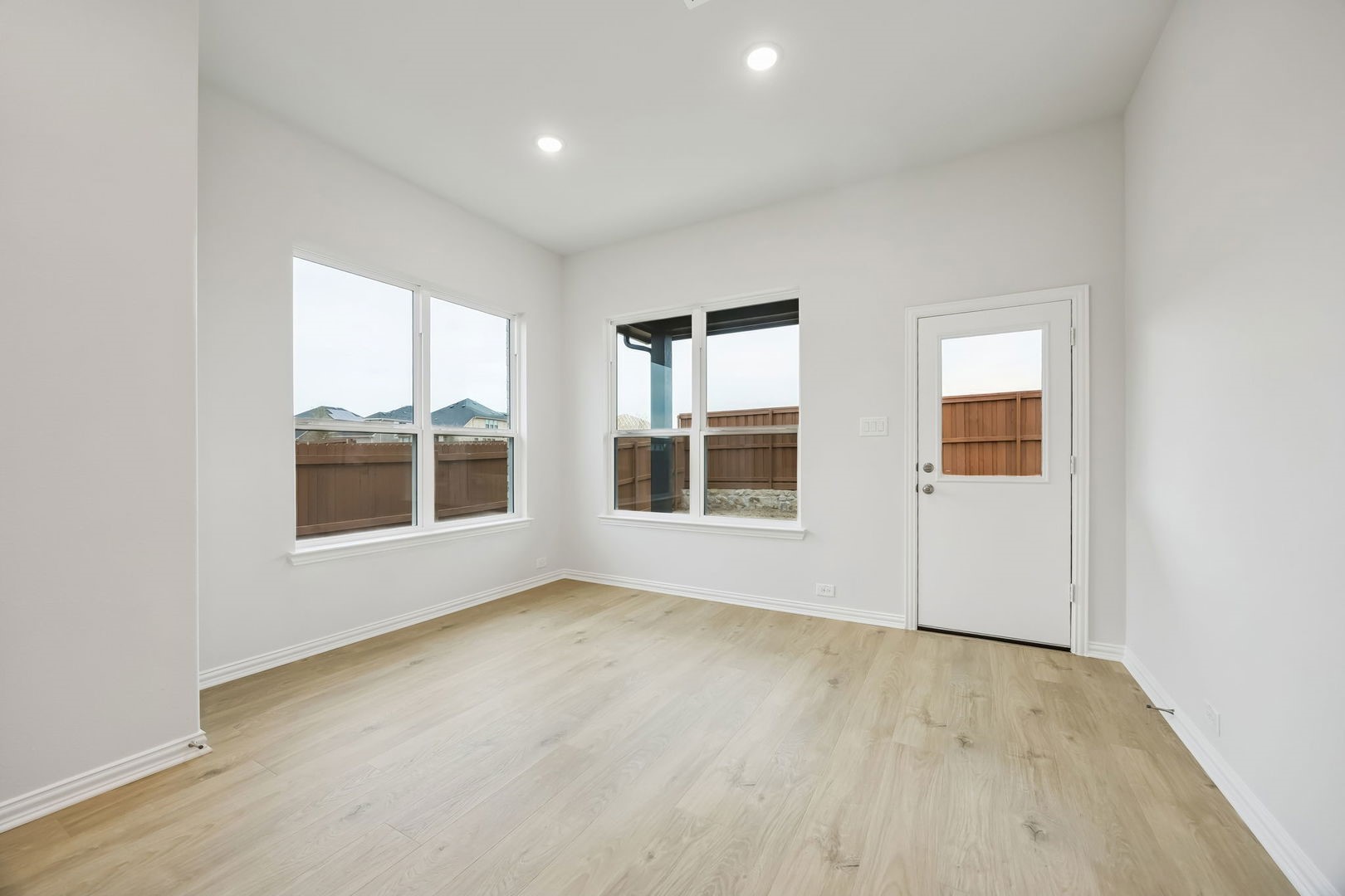 3941 Lakefield Drive Heartland TX 75114