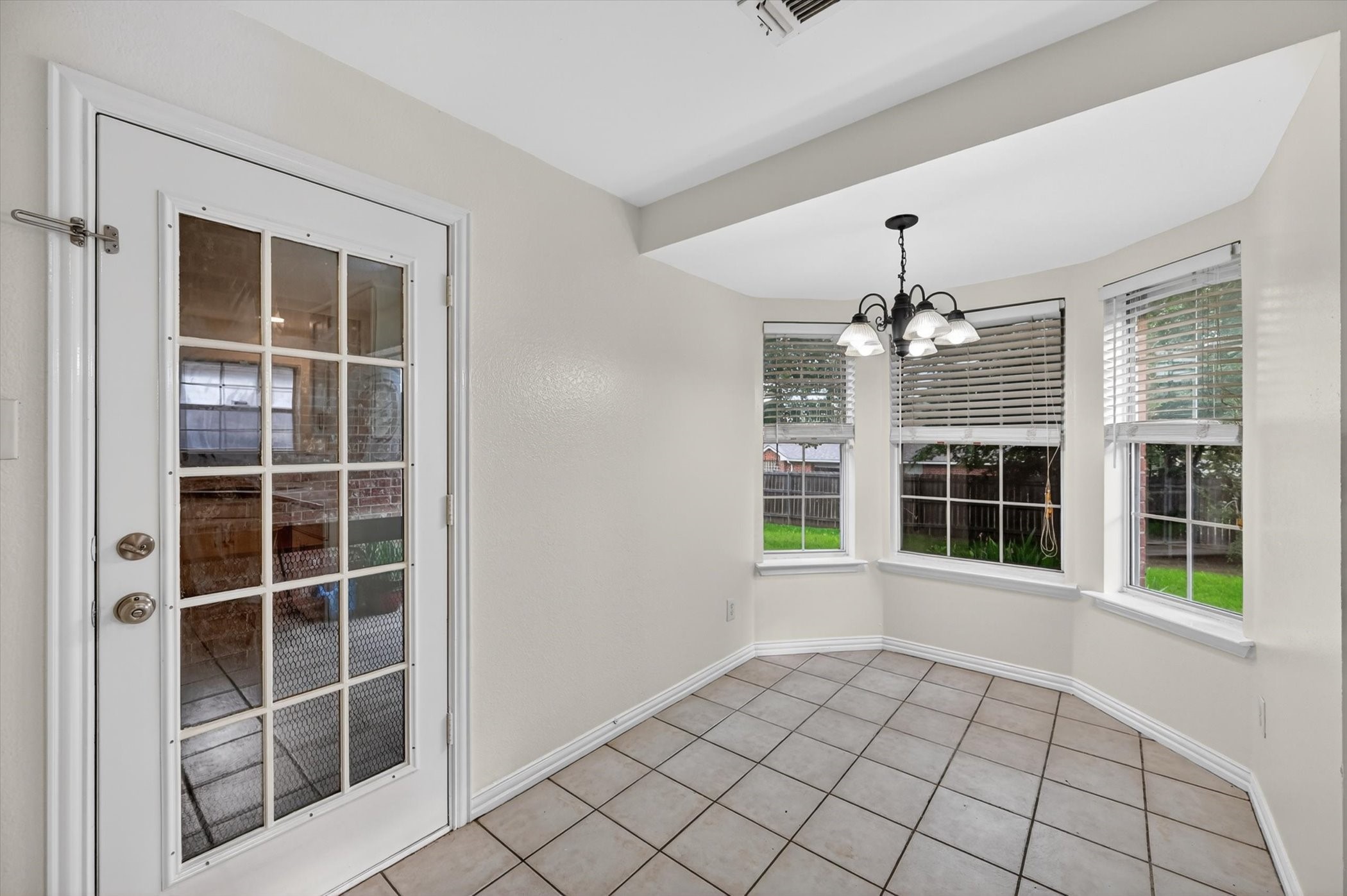 2620 John Drive Denton TX 76207
