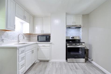 311 W Mckinney Street Pilot Point TX 76258