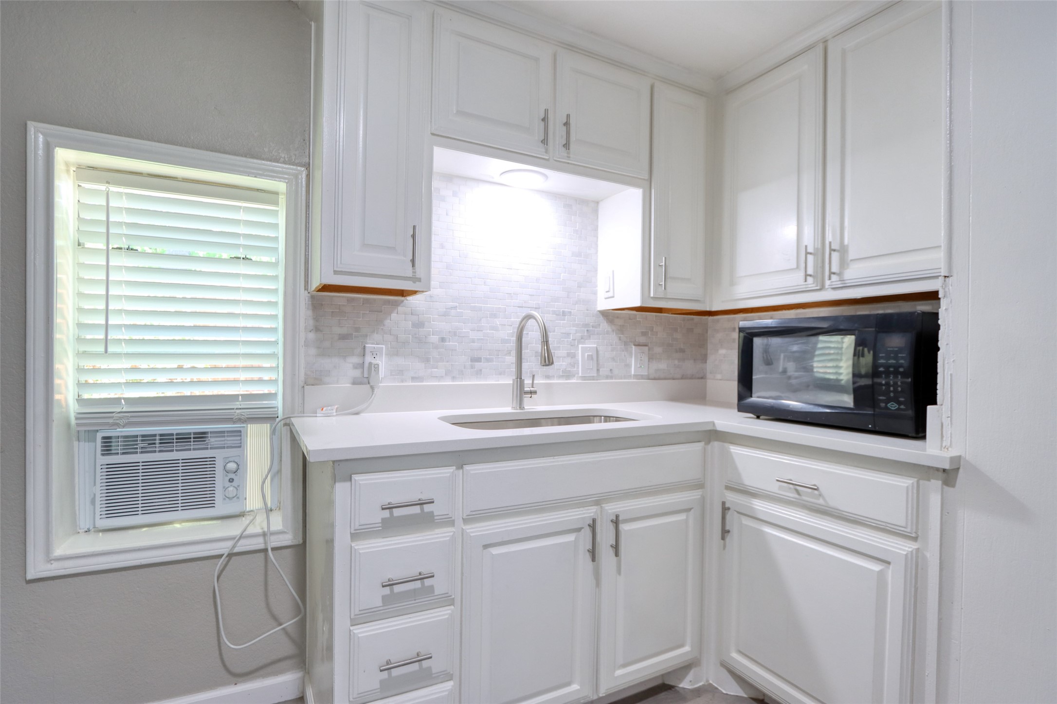311 W Mckinney Street Pilot Point TX 76258