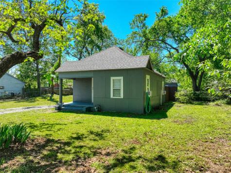 311 W Mckinney Street Pilot Point TX 76258