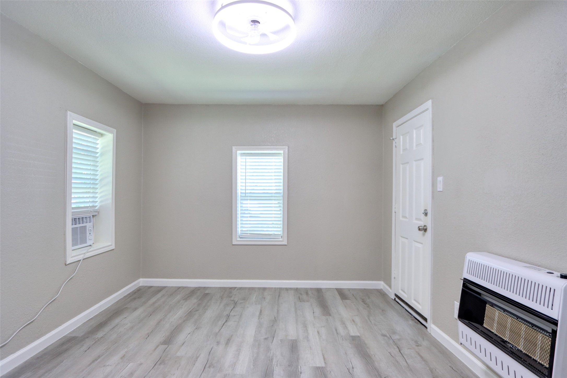 311 W Mckinney Street Pilot Point TX 76258