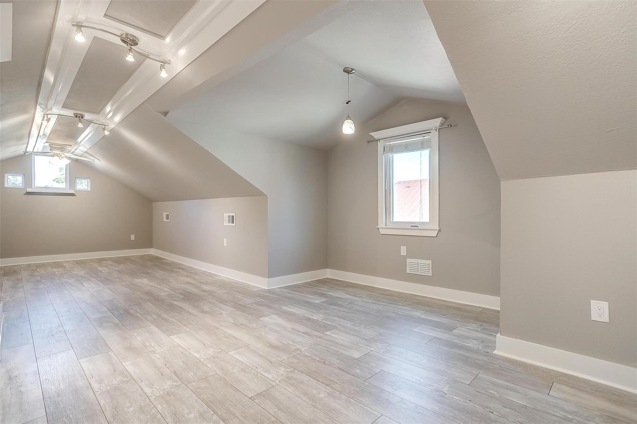 2921 S Jennings Avenue Fort Worth TX 76110
