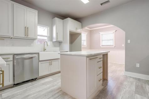 2921 S Jennings Avenue Fort Worth TX 76110