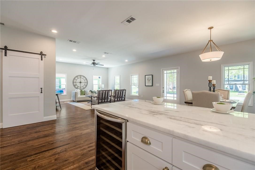 4706 Junius Street Dallas TX 75246