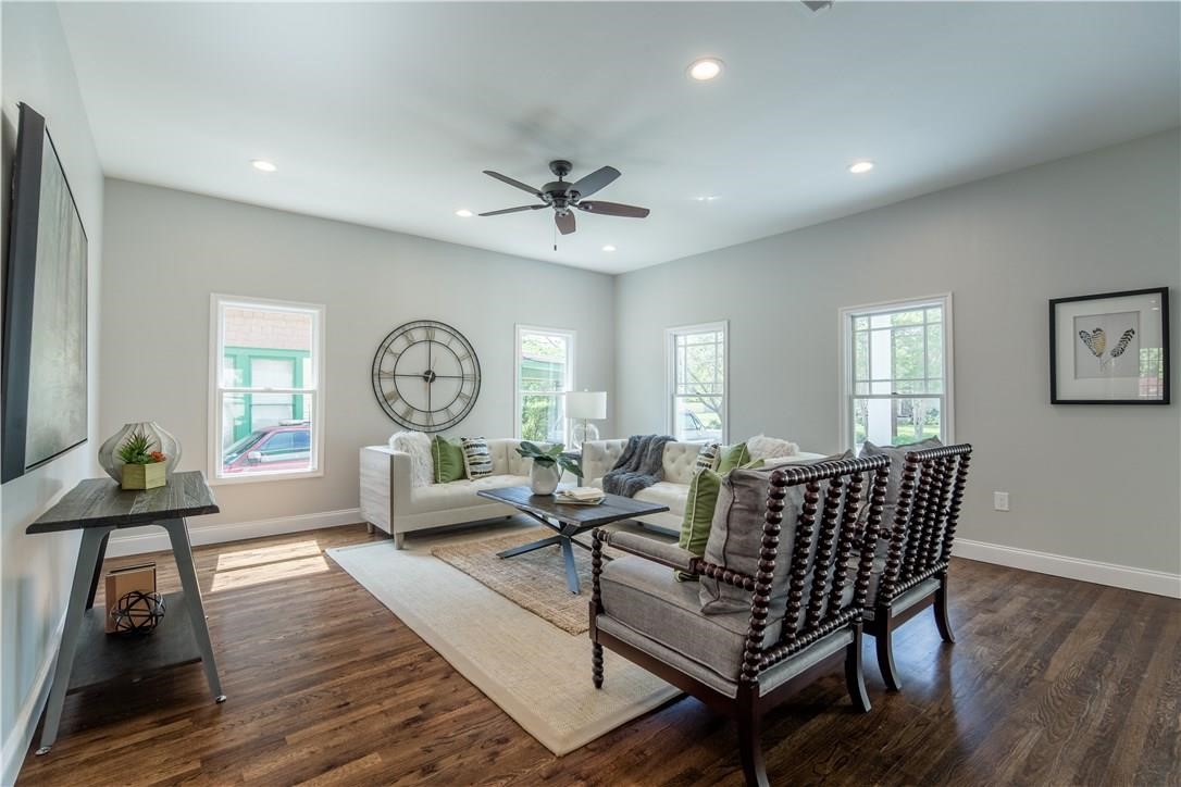 4706 Junius Street Dallas TX 75246