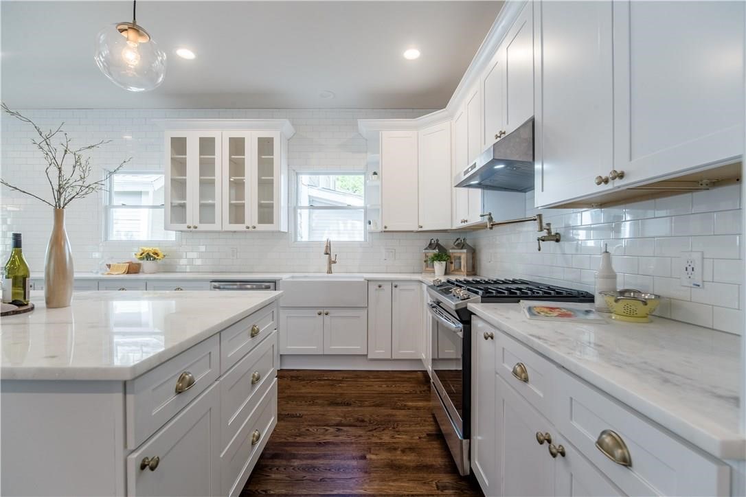 4706 Junius Street Dallas TX 75246