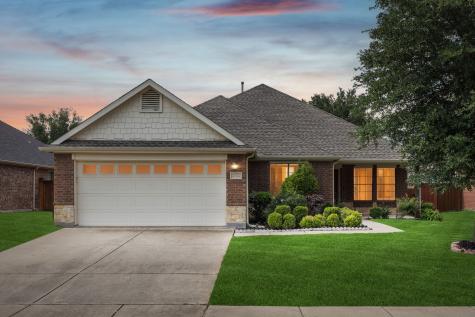 2912 Montalbo Grand Prairie TX 75054
