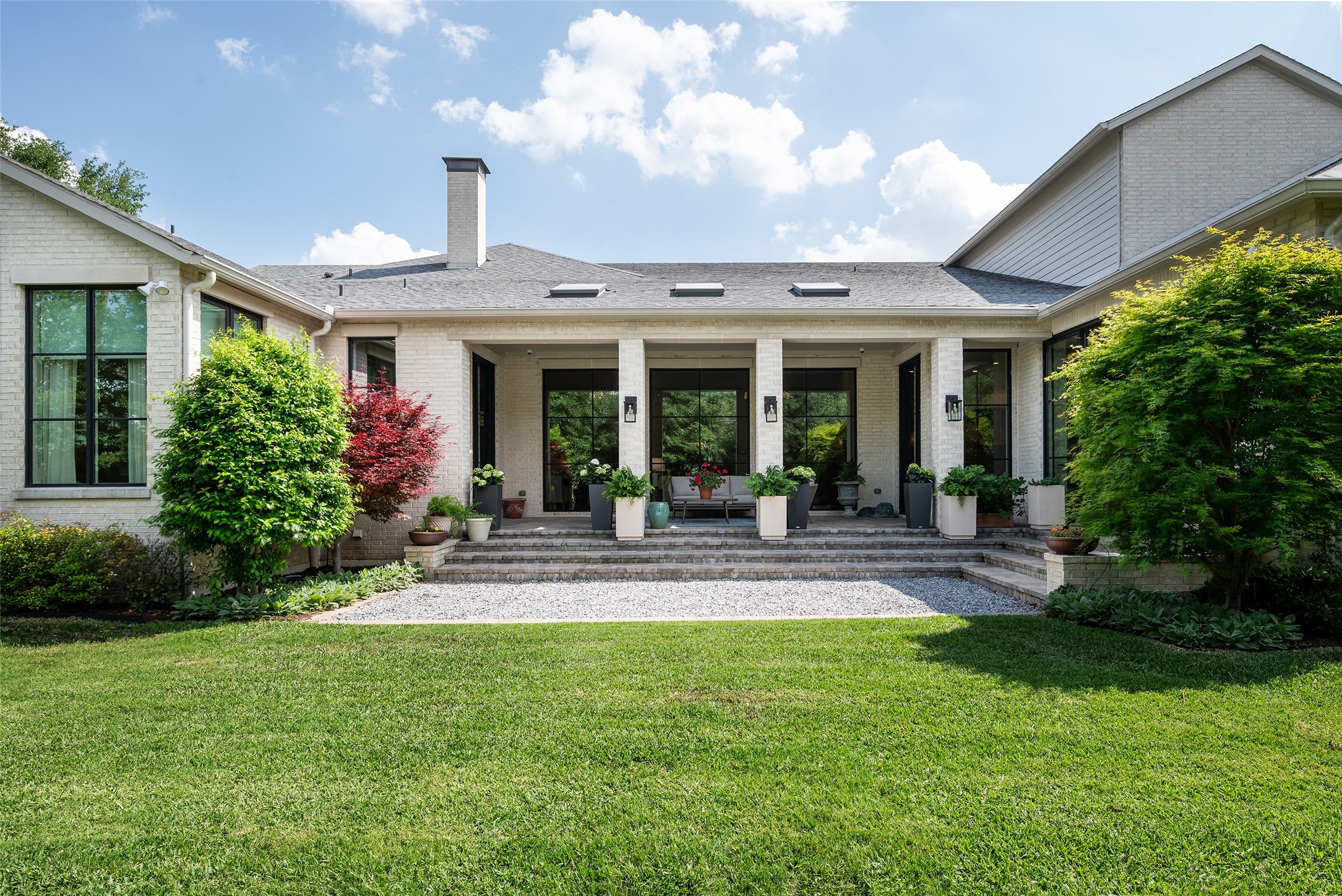4611 Bobbitt Drive Dallas TX 75229