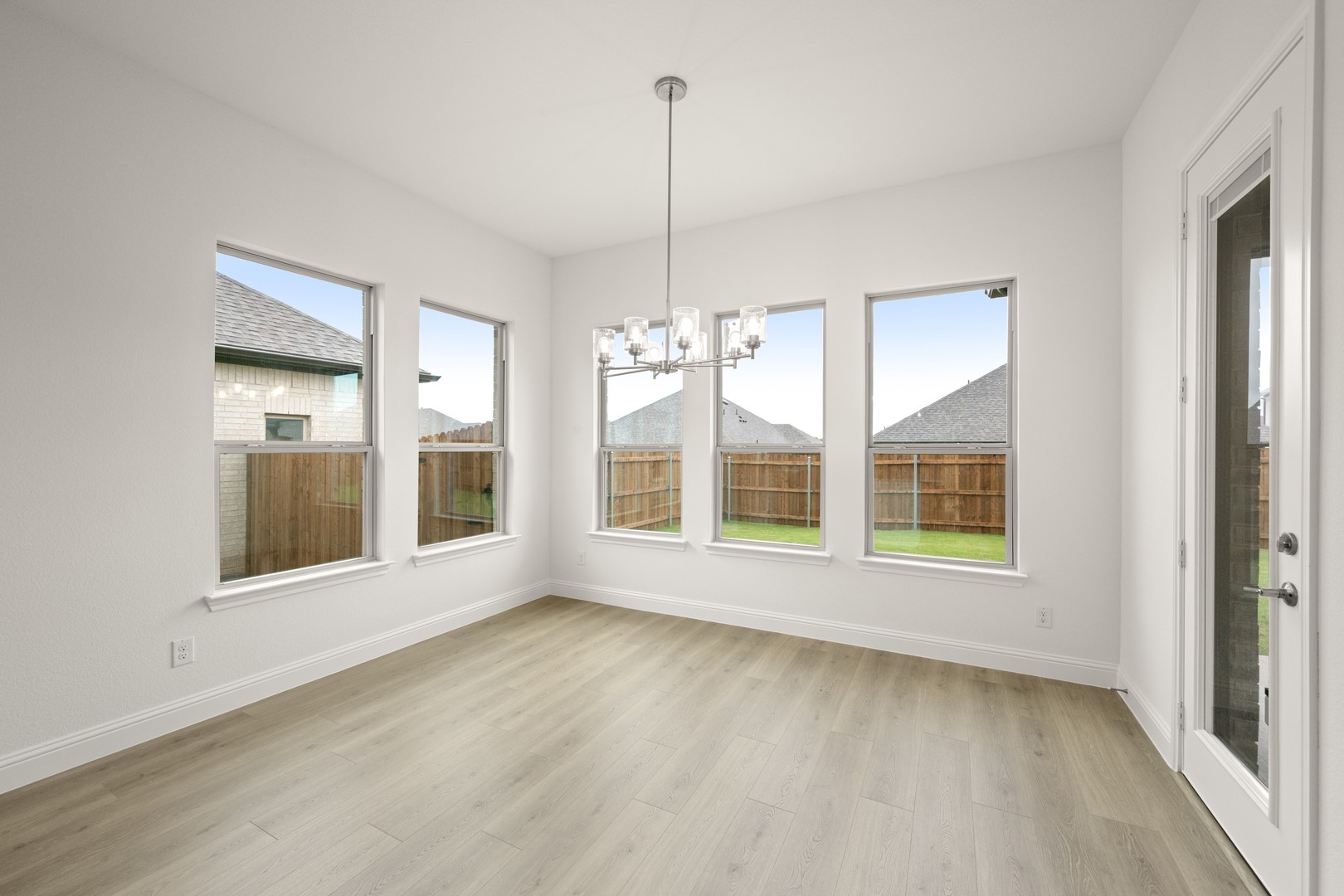 409 Daybreak Drive Waxahachie TX 75167