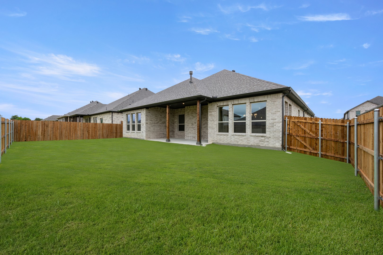 409 Daybreak Drive Waxahachie TX 75167