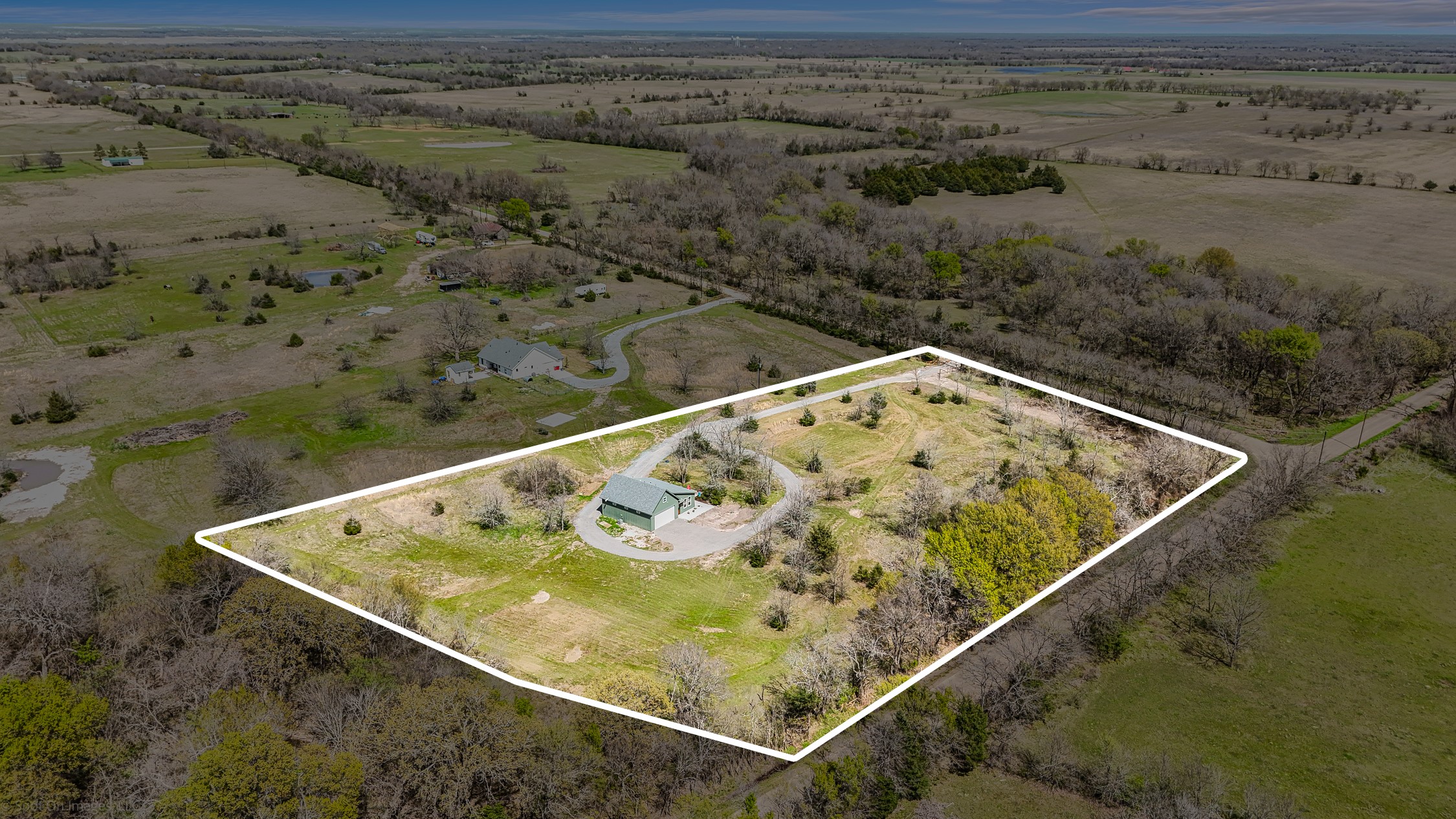 1530 County Road 3925 Wolfe City TX 75449