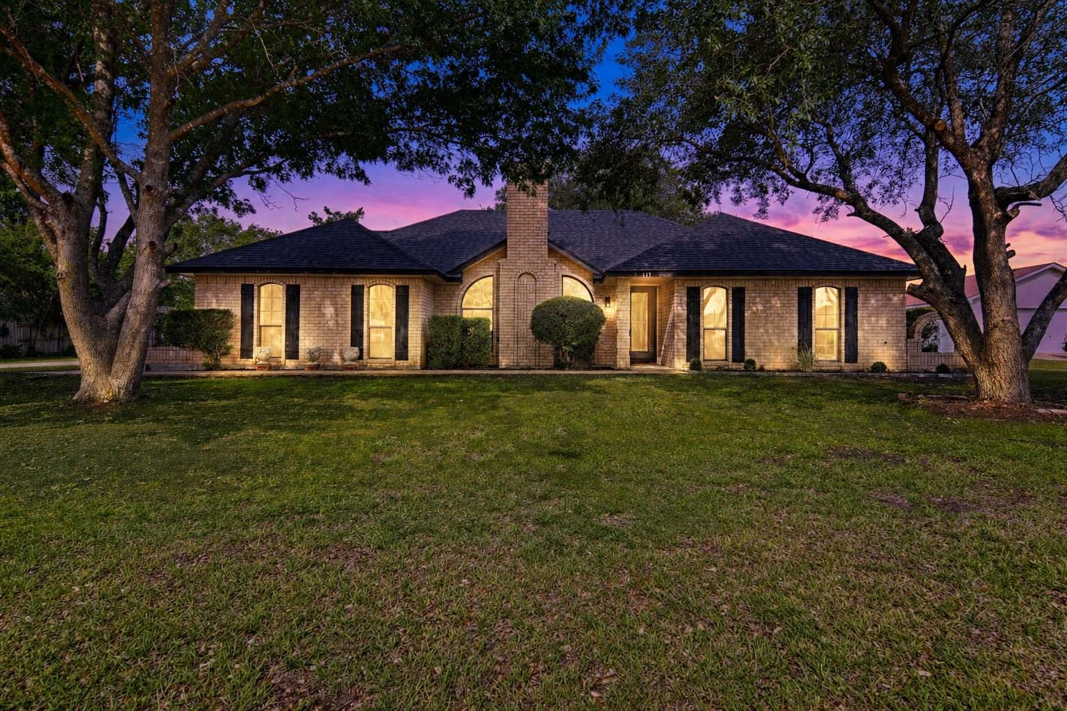 117 Lassetter Drive Red Oak TX 75154
