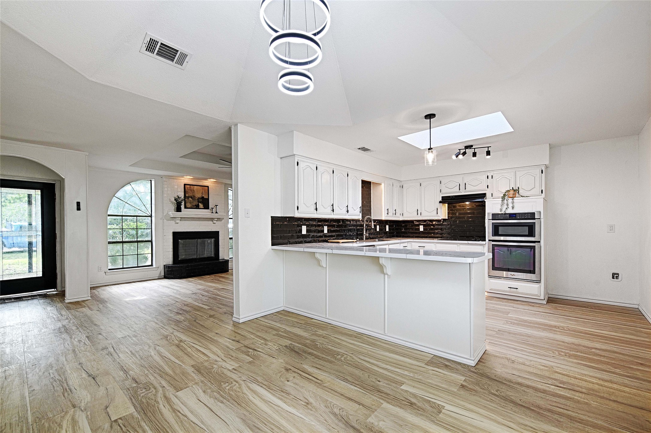 117 Lassetter Drive Red Oak TX 75154