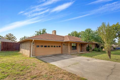 1609 Robin Street Mineola TX 75773
