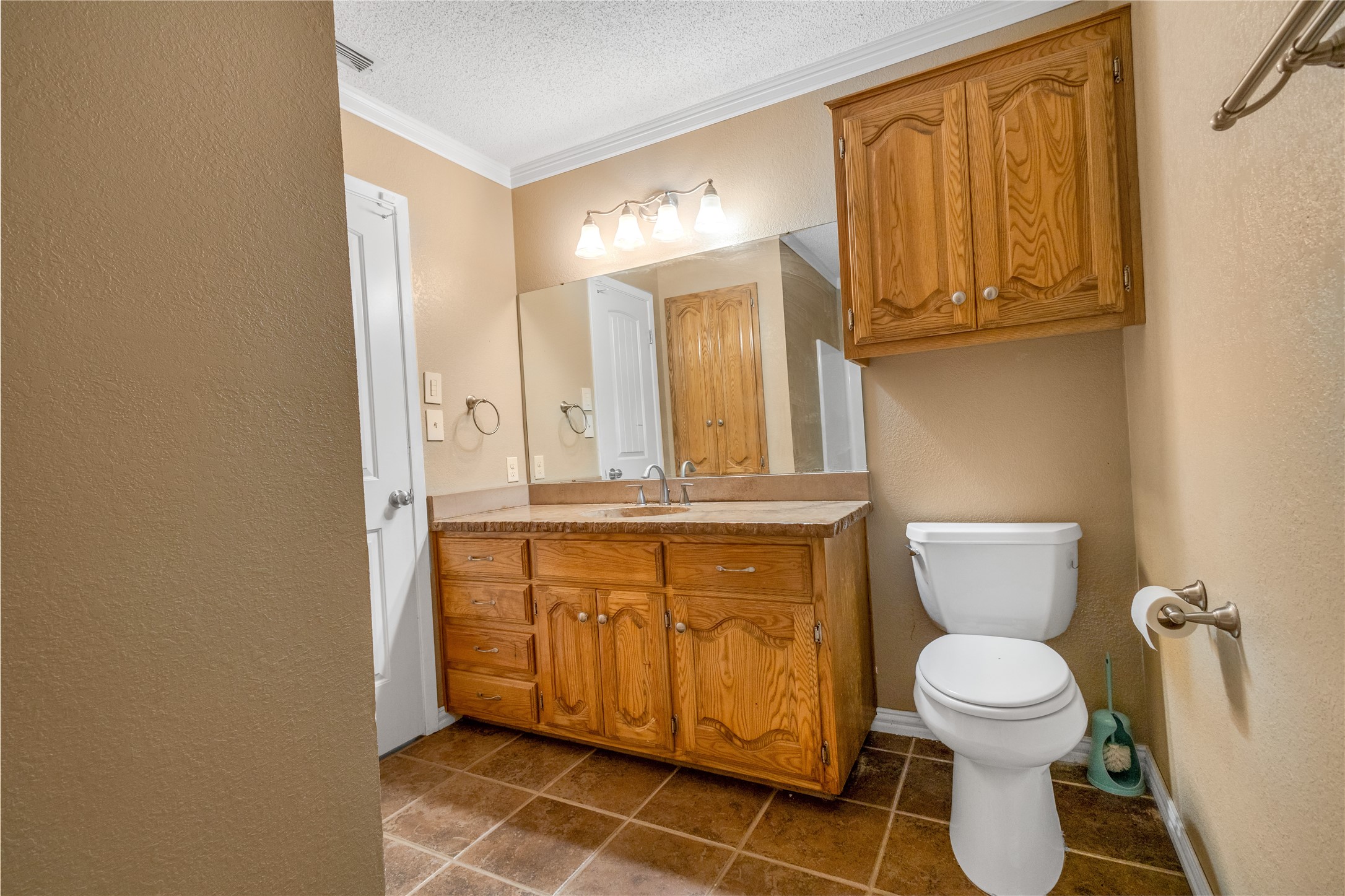 1609 Robin Street Mineola TX 75773
