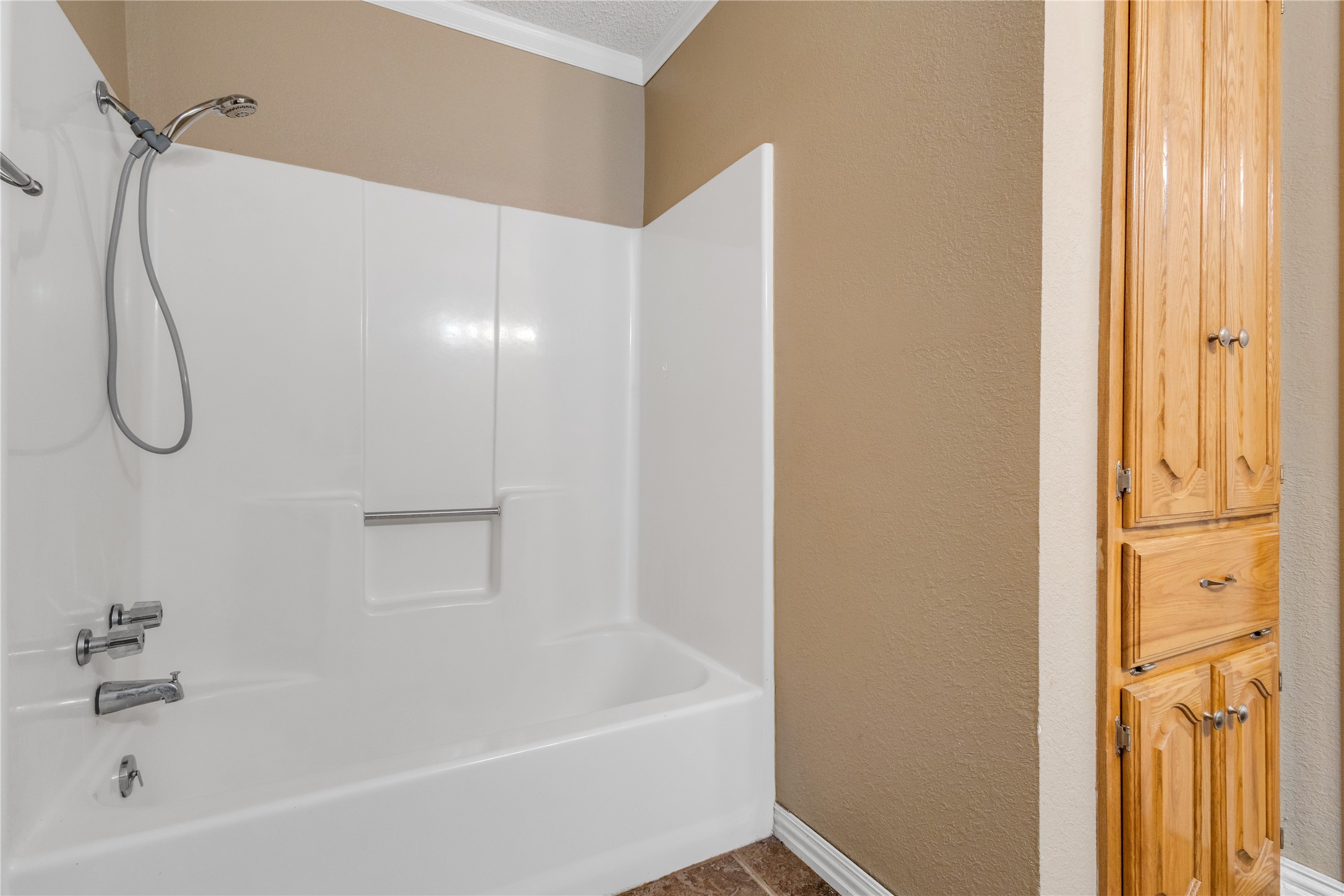 1609 Robin Street Mineola TX 75773