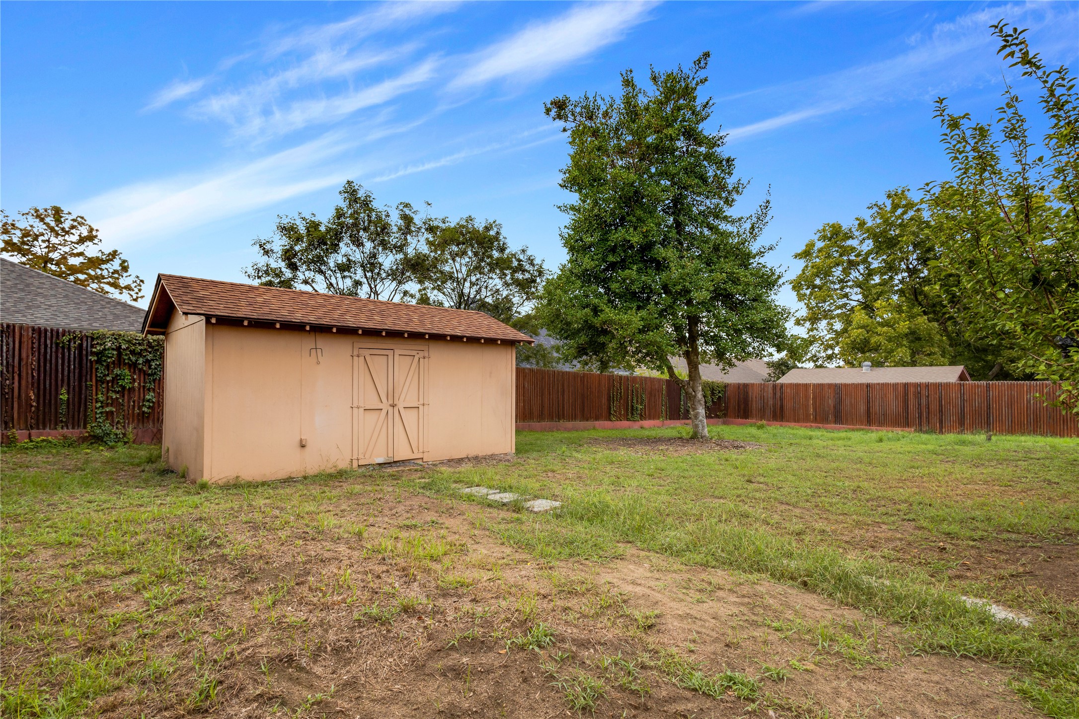 1609 Robin Street Mineola TX 75773
