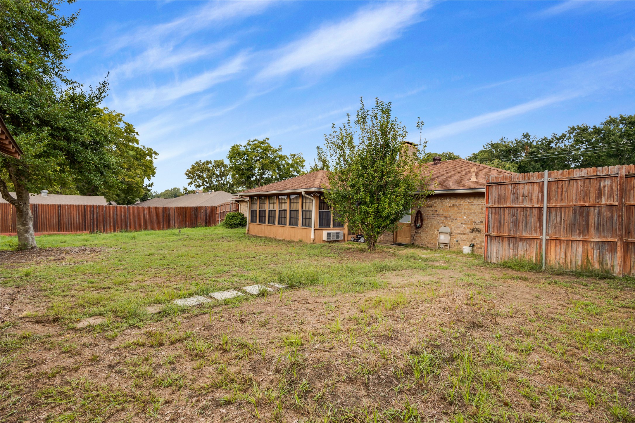 1609 Robin Street Mineola TX 75773